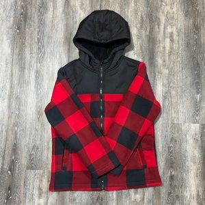 Boys size 8 Fleece plaid coat